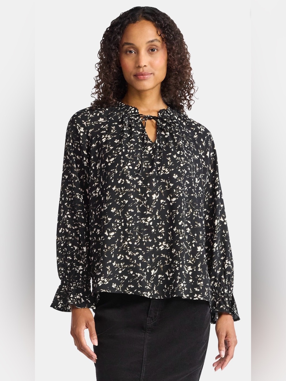 Time and Tru Black Floral Tie Neck Blouse XXL 20 Career Girl Office Feminine